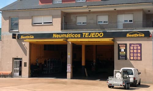Neumáticos Tejedo